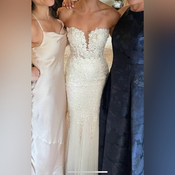 Pronovias wedding dress Jameela - Picture 4 of 5